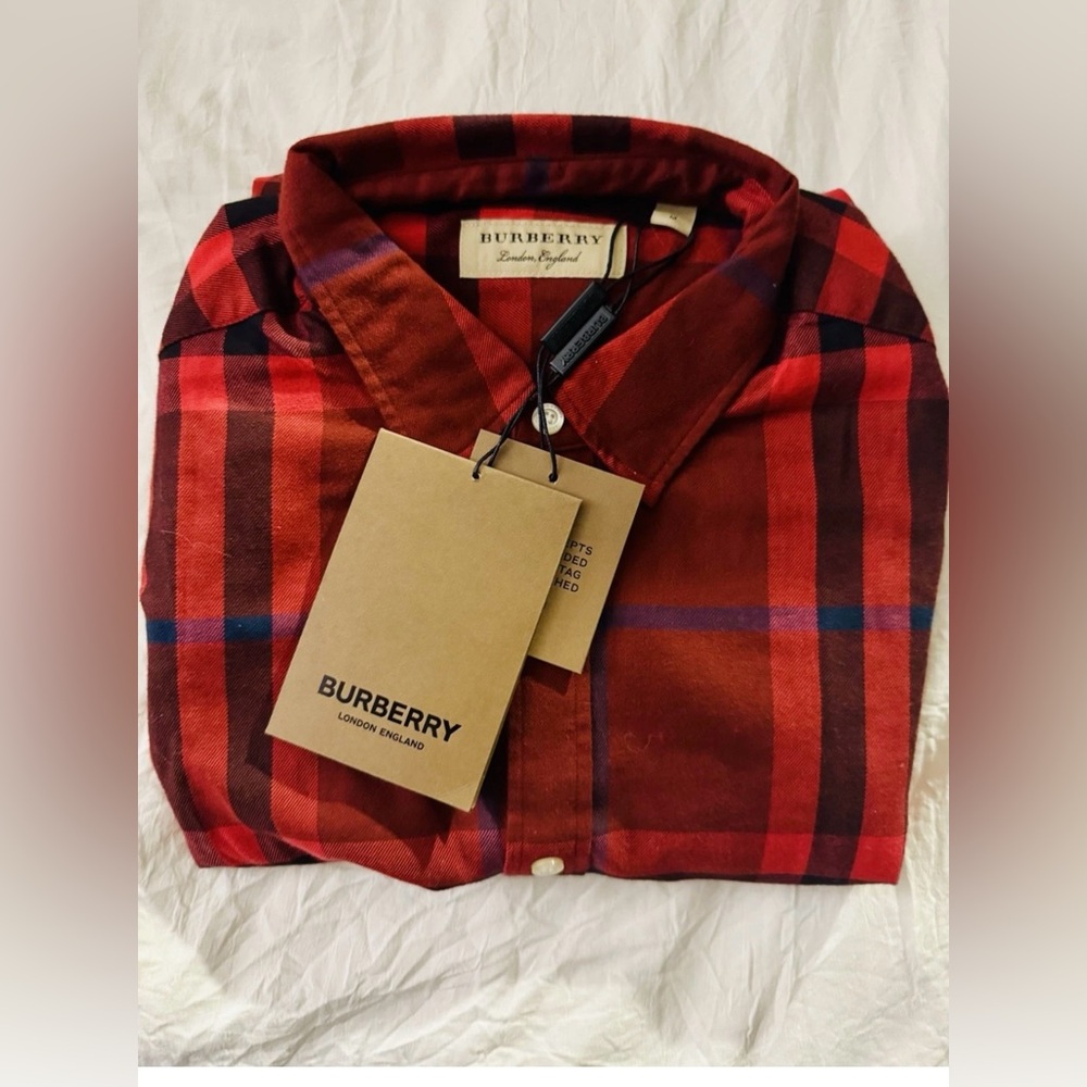 NWT Burberry Men’s Red Check Cotton Flannel Shirt Size M